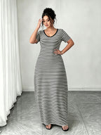 Women's Plus Size Nightgown, Can Be Worn as an Outer Dress, Striped Print, Beach Vacation Style, Oversized Loose Fit, Summer Apparel, Women's Summer Dress - Black And White