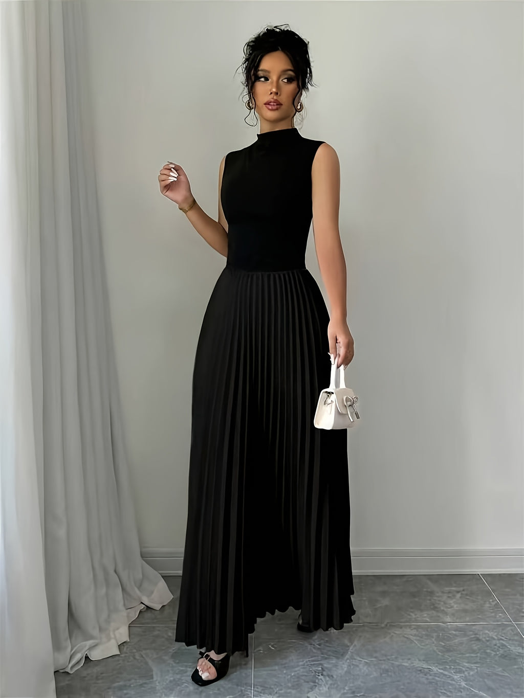 Elegant, Exquisite and Fashionable High Neck Sleeveless Pleated Long DressSlim Fit Waist-cinching A-line Bridesmaid DressMinimalist StyleSuitable for Daily Commute, Office Wear, Dinner Parties, Dating and Formal Occasions - Black
