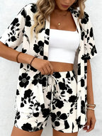 Vacation-style Geometric Print Short Set, Featuring a Front-open Short-sleeve Tunic and a Drawstring Loose-fit Shorts, Suitable for Spring and Summer, Women's Clothing - Black