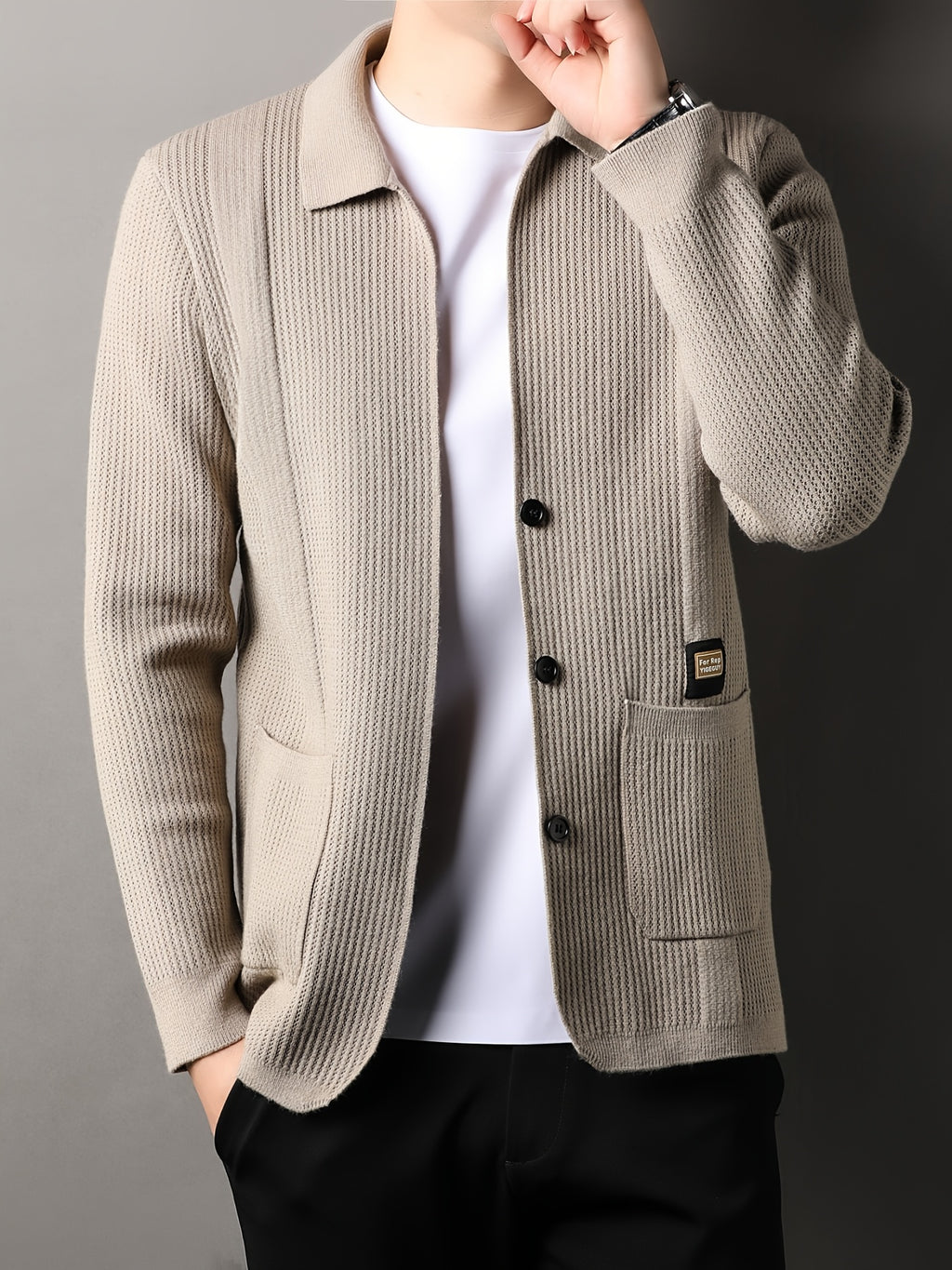 Du Jing Lan OBM Spring/Autumn New Arrival Men's Knit Cardigan, Old Money Style Solid Color Striped Single-Breasted Open Front Lapel Knit Cardigan, Men's Business Casual Fashion Single-Breasted Open Front Knit Cardigan Top, Suitable for Spring - Khaki 1