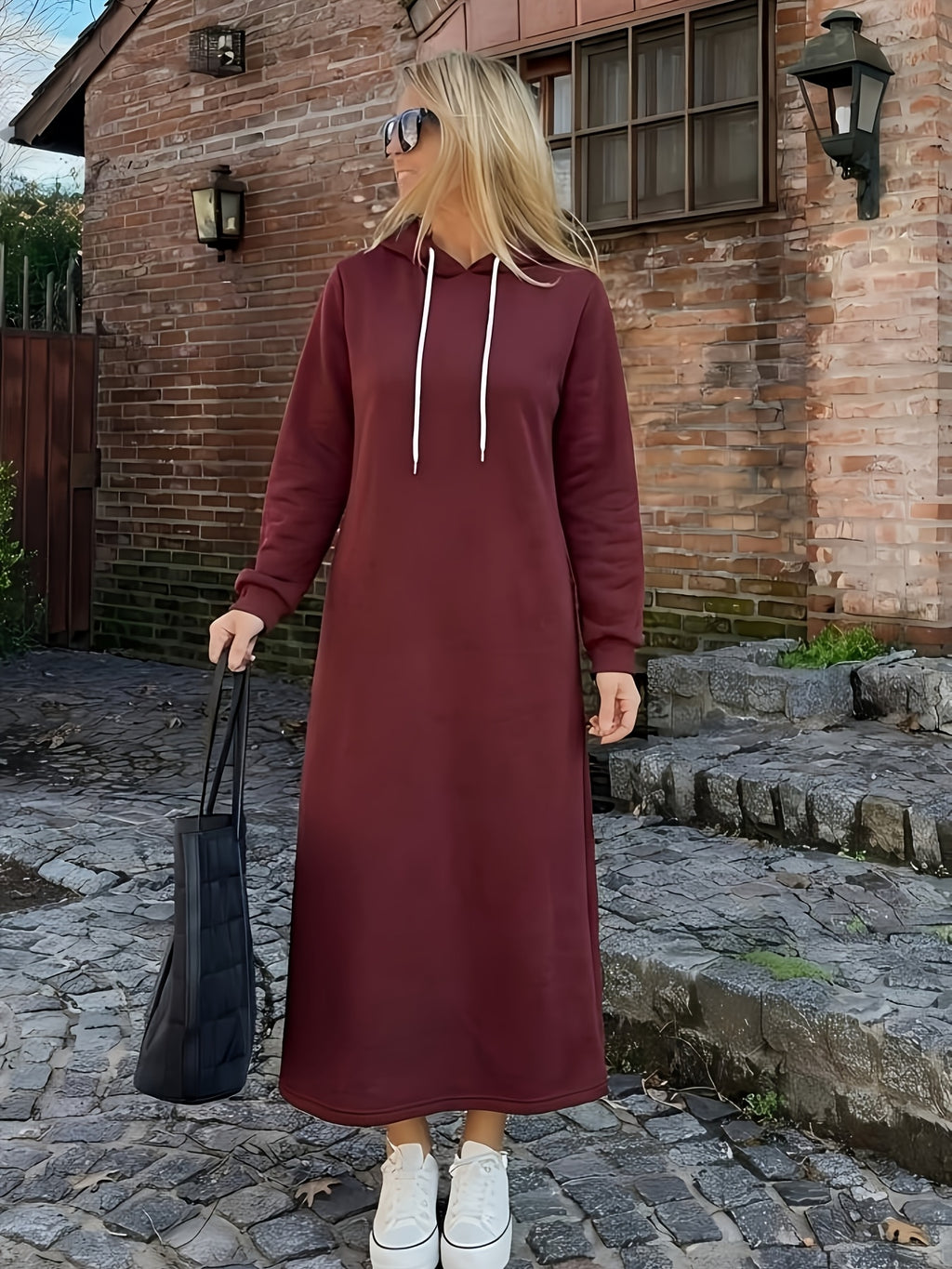 Plus Size - Women'S Autumn And Winter New Style Plus Velvet Thickened Sweatshirt Dress, Women'S Over-The-Knee Long Loose Hooded Dress - The color of rouge