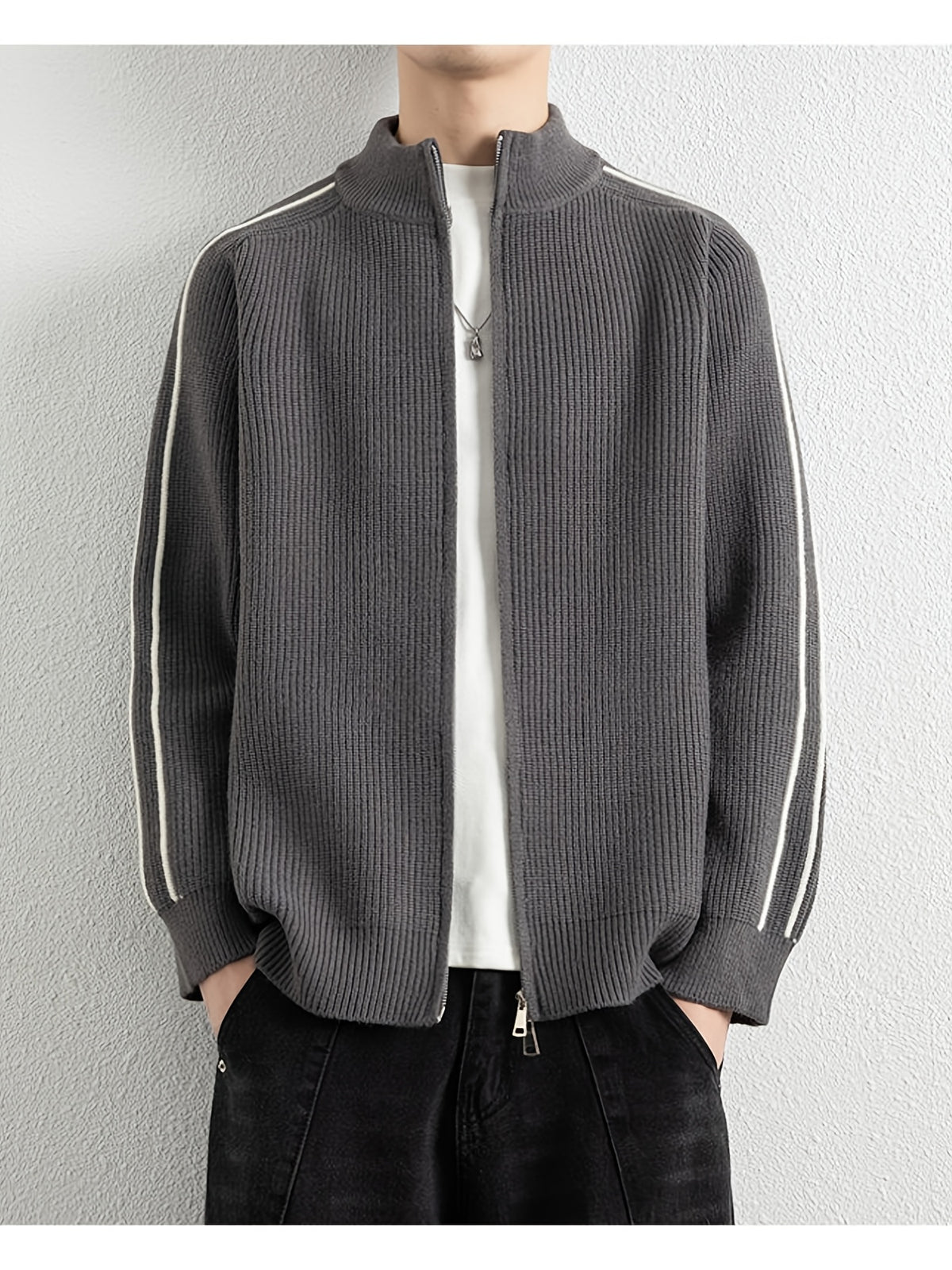 [Wading Whale OBM] Spring/Autumn New Men'S Knit Cardigan, Old Money Style Color-Block Striped Zipper Front Stand Collar Cardigan for Men, Business Casual Fashion Knitwear, Suitable for Spring, Autumn, Winter Layering Or Outerwear, Fits Daily Casual - Dark Gray