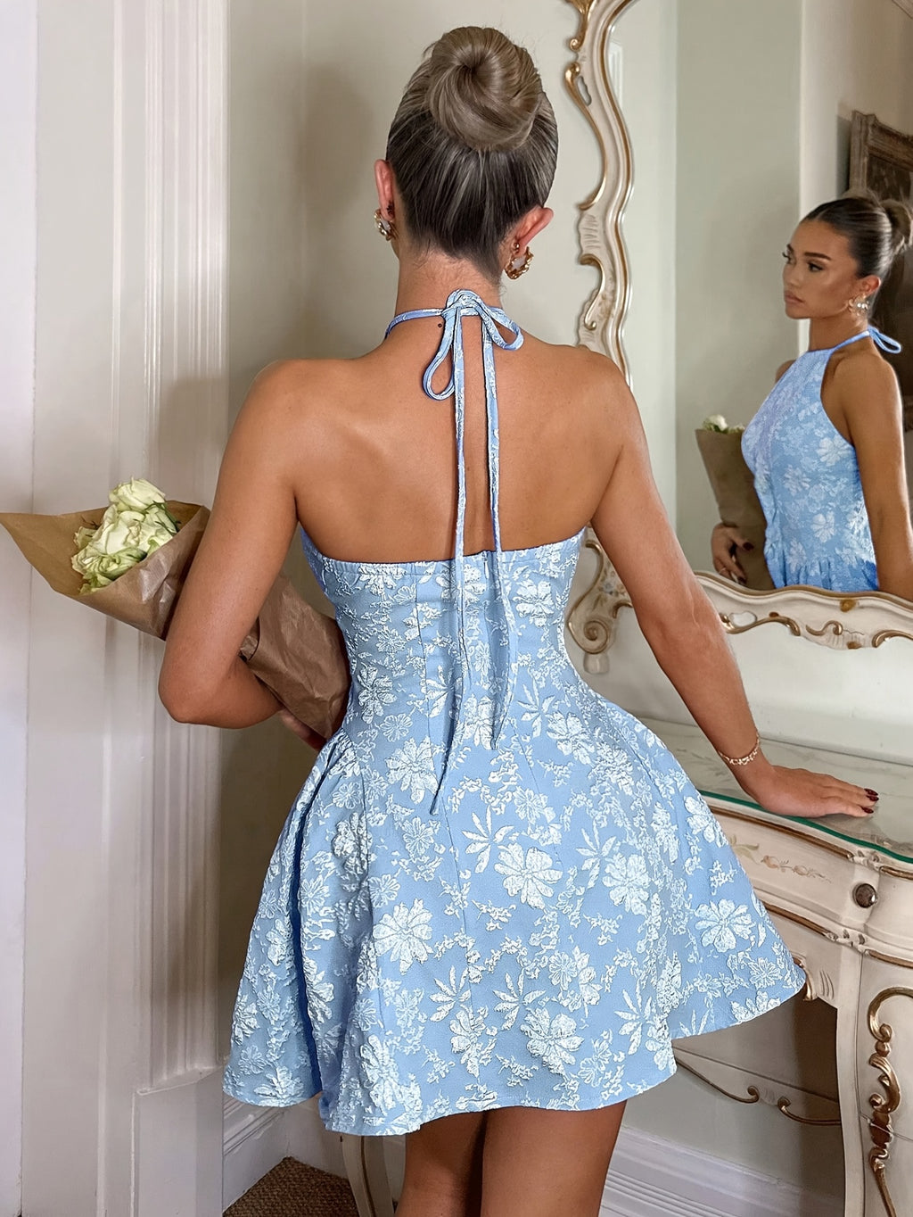 Women'S Elegant Easy Jacquard Fabric Halter Neck Sleeveless Dress, Back Zipper Side Pleat Design, Suitable for Banquets And Afternoon Tea Gatherings - Sky Blue