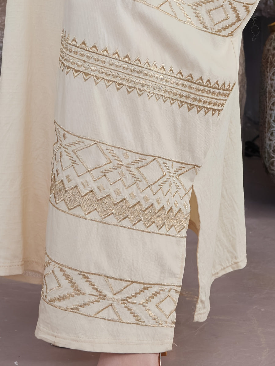 Targeted Heavy Industry Golden Silvery Embroidered Arabic Women'S Dress, 2026 Summer Autumn Style Women'S Holiday Party Attire, Jalabiya Ruffled Lapel Batwing Sleeve Hem Slit Square Asymmetrical Geometric Atmospheric Black Robe - Apricot