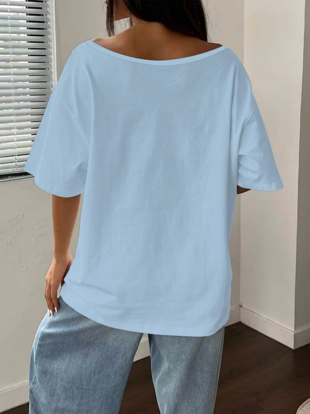 Women's Off-Shoulder Short Sleeve T-Shirt - Breathable Stretch Fabric Oversized Loose Fit Top with Off-Shoulder Neckline & Lettering Print, Soft Suitable for Spring Summer Beachwear, Casual Blouse for Layering - Blue