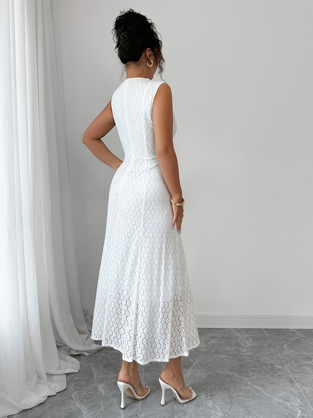 Elegant Women's Dress with Lace Detailing, Cinched Waist, and A-line Hem for a Flattering Silhouette. Sleeveless Long Dress, New Spring/summer Style, Perfect for Weddings, Daily Wear, New Year's, and Valentine's Day Outfits - Ivory White