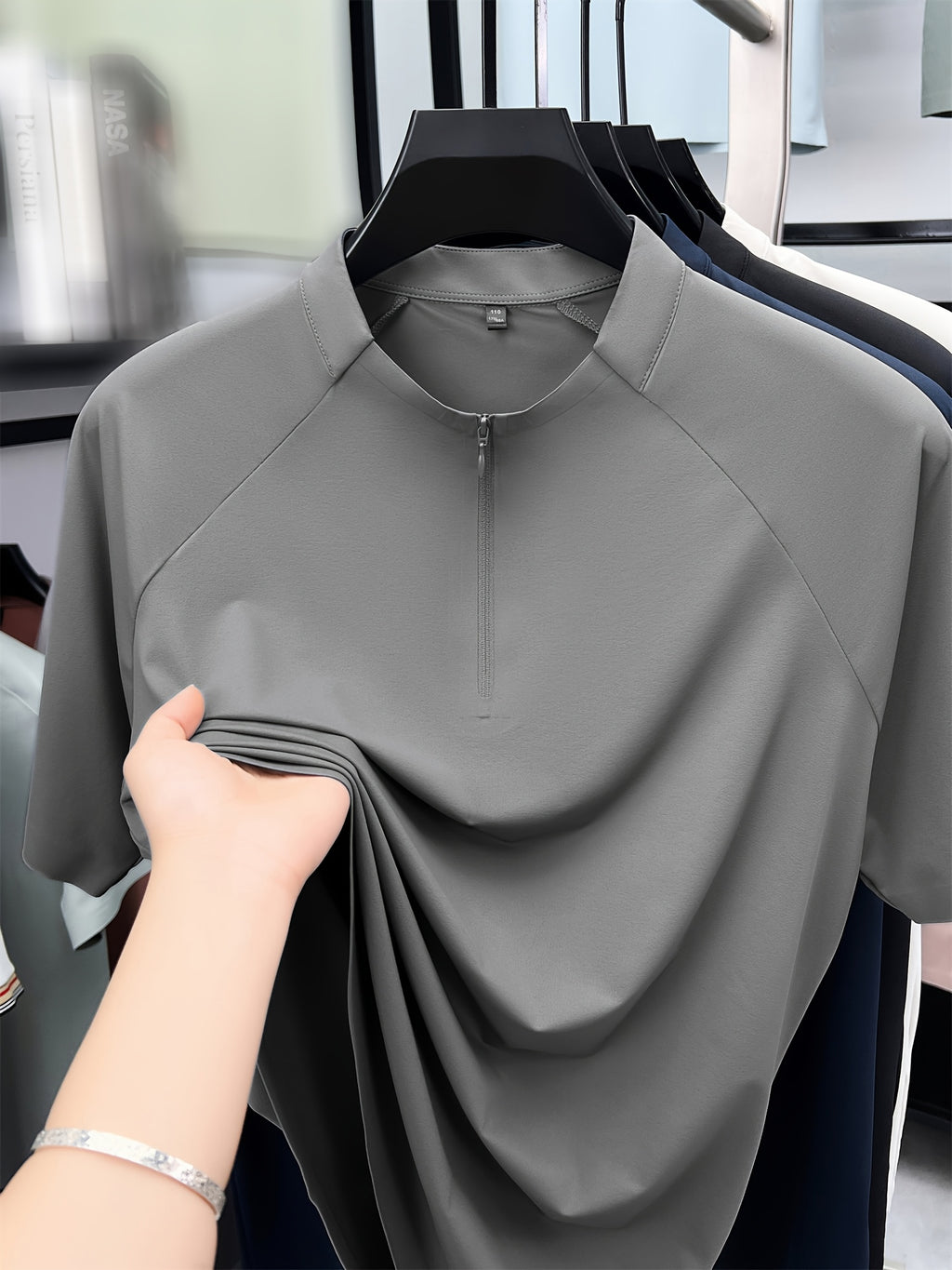 New Summer Men's Short-Sleeve Henley Shirt, Half-Zip Stand Collar Raglan Solid Color Top, Versatile Multi-Color Men's Apparel for Business Commuting, Outdoor, Fitness, Golf, Men's Gift - Light Grey