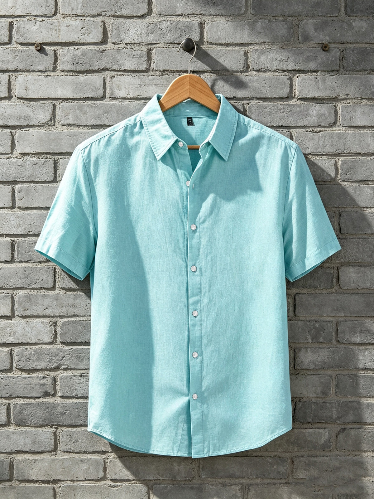 A Versatile Men'S Short-Sleeved Shirt for Summer, Featuring a Easy Solid Color Collar Design And Breathable Fabric for Long-Lasting Freshness. Available in Multiple Colors, It Is Easy to Handle for Casual Commuting. (solely Includes 1 Top) - Mint Green