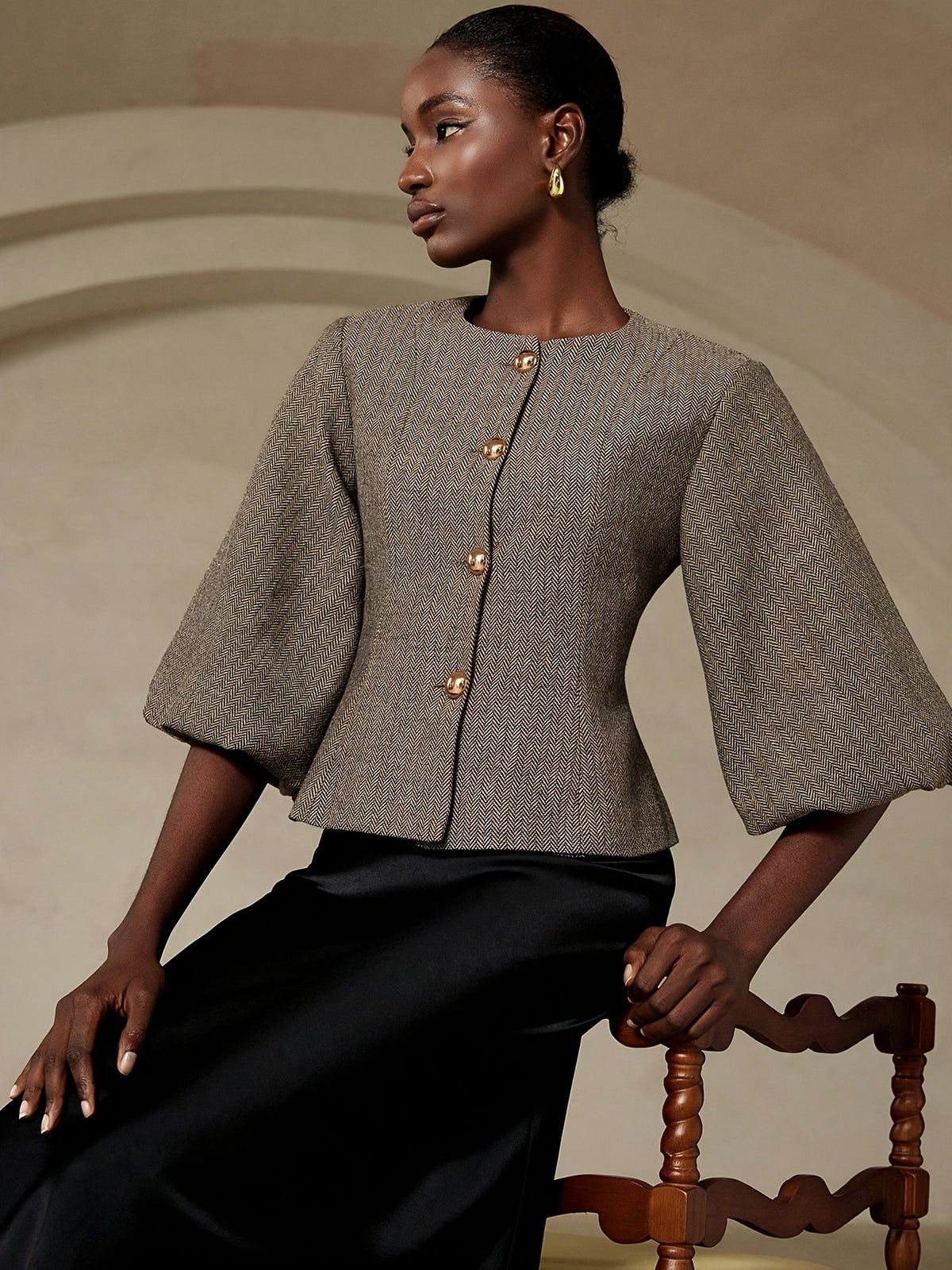 Elegant Vintage French-Style Women's Blazer, Featuring a High-end Herringbone-patterned Round Neck with a Cinched-waist Cut. This Jacket Combines Exquisite Lantern Sleeves with Metal Button Detailing, Making It a Versatile Piece for Daily Fashion - Multicolor