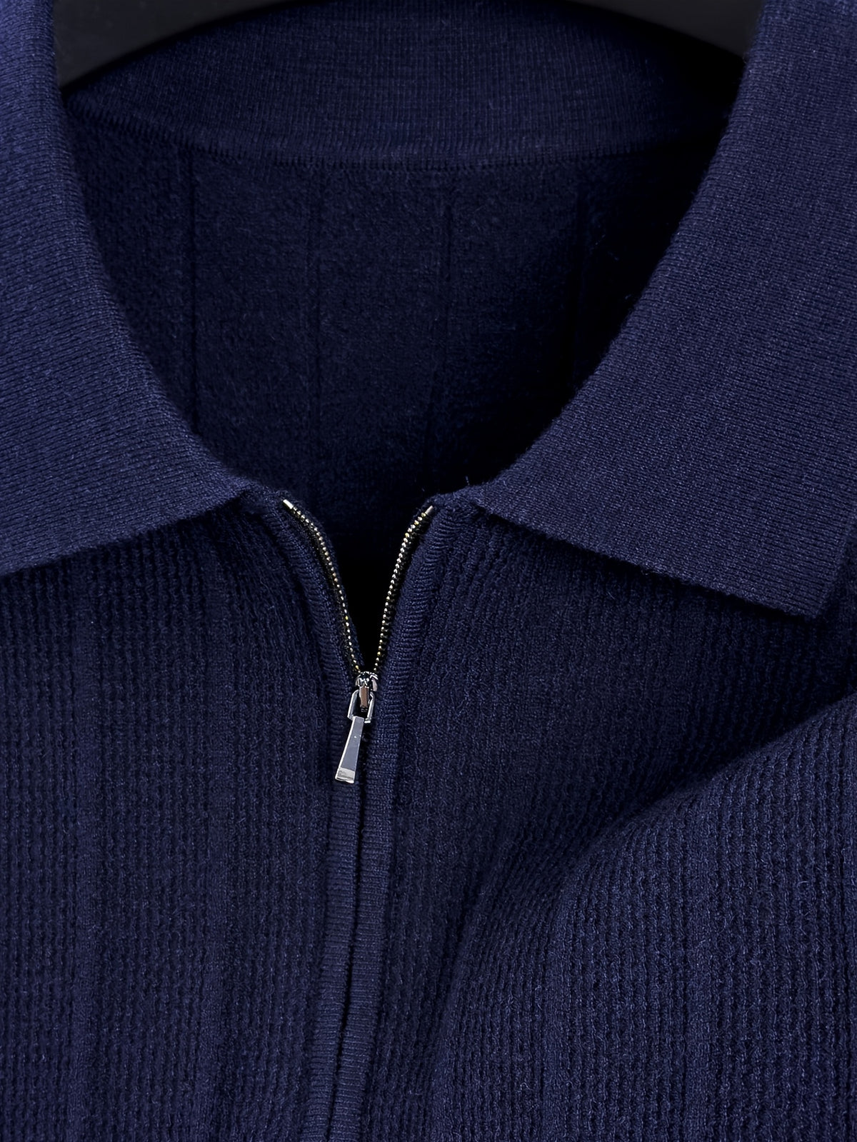 New Spring/Autumn Vertical Stripe Knit Polo Shirt for Men, Half-Zip Lapel Short Sleeve Light Luxury Stretch Casual Base Layer Top, Suitable for Daily Work Wear - Navy Color