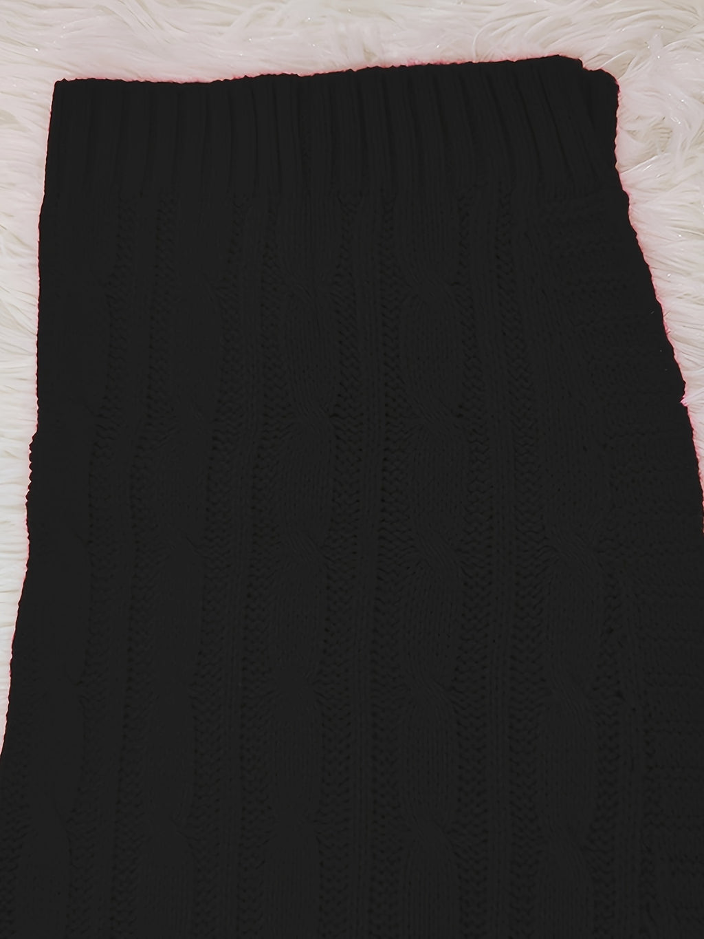 European and American Women's New Style Shawl, Loose-fitting, Fashionable, Unique Short Sweater Top - Black