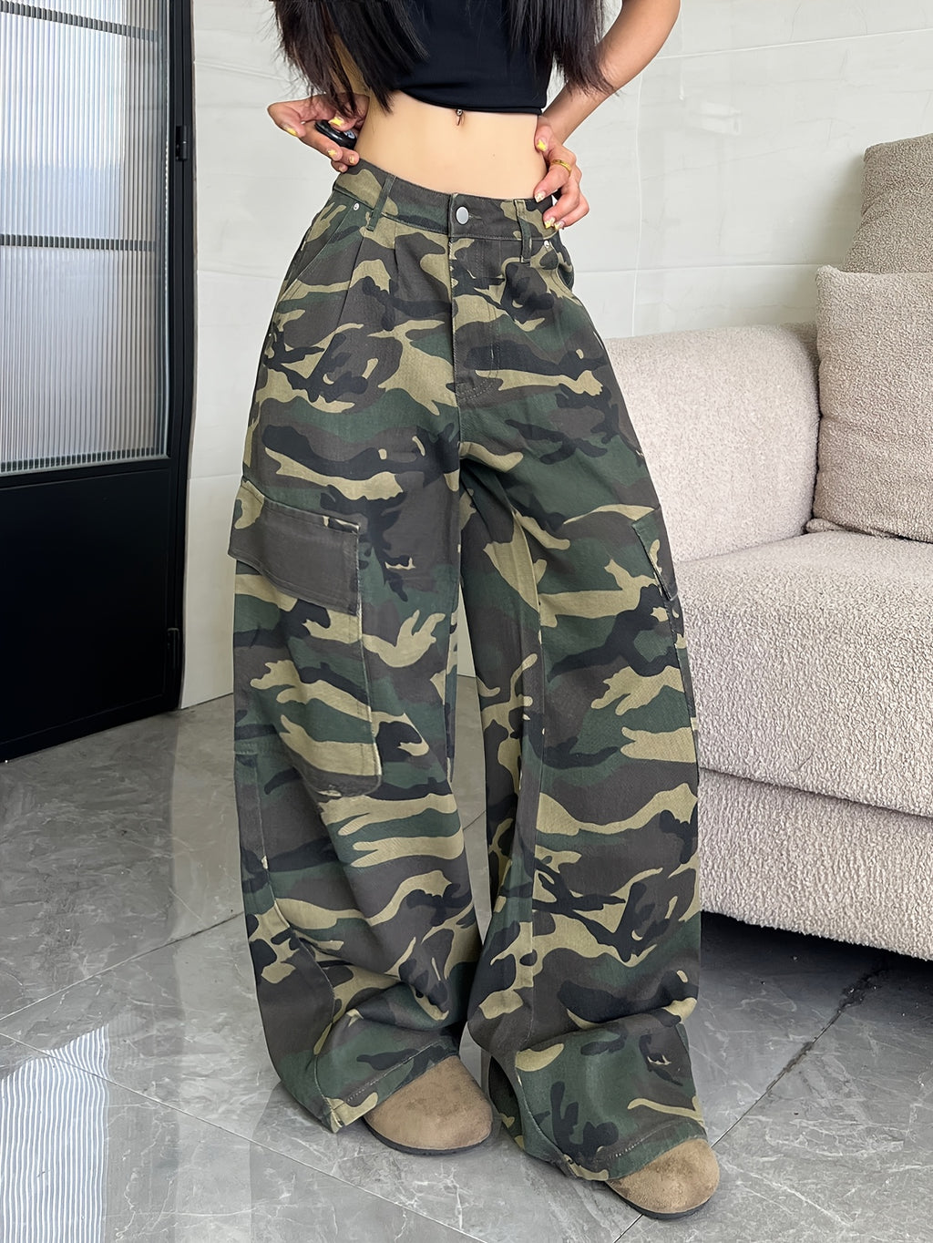 1pc Retro Jungle Camo Multi-Pocket Golden Letter Embroidered Cargo Wide-Leg Long Pants Fashionable All-Match Women'S Jeans (Belt/Additions Not Included) - Camouflage