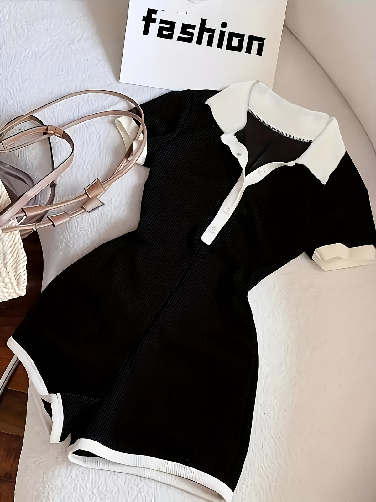 1 Piece of Color-blocked Elegant Slim-fit Lapel Mini Jumpsuit with White Trim, a for Back-to- Season and Daily Wear - Black