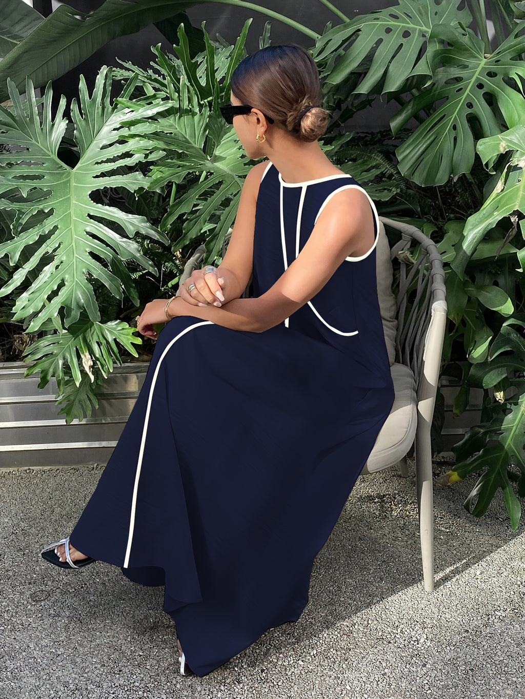 [Size for Regular Fit] Women's Simple Vacation Loose-Fit Comfortable Color-Block Contrast Trim Long Tank Dress - Navy Color