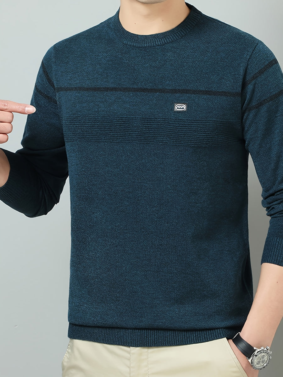 Men's Solid Gray Striped Crewneck Lightweight Knit Sweater, Featuring a Basic Crewneck Design, Ribbed Cuffs, and a Slim-fit Slightly Relaxed Silhouette. Suitable for Young Adults and Middle-aged Men, Ideal for Both Commuting and Daily Casual Wear - Ha Qing