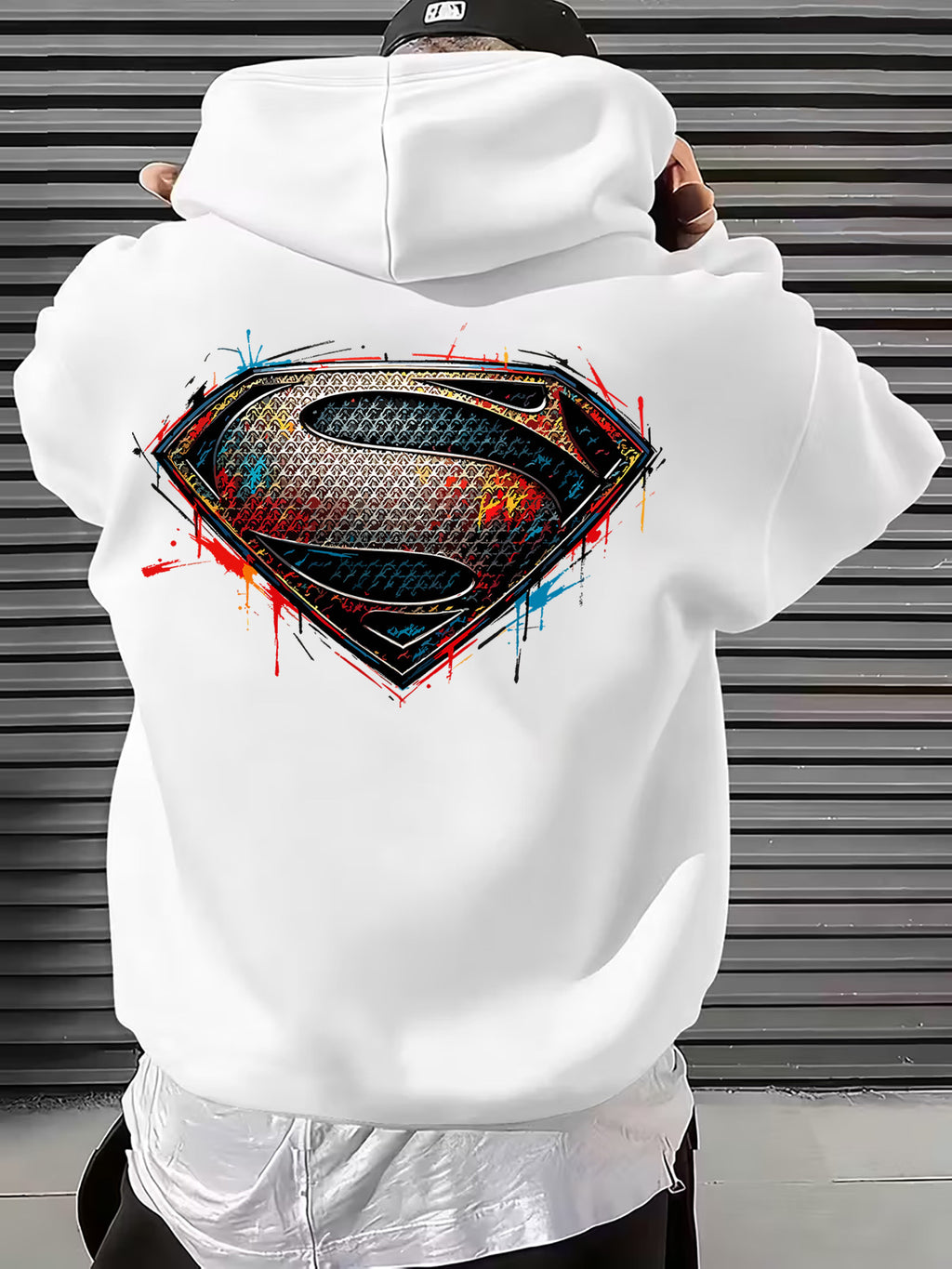 WB Men's & Unisex Superman S Logo Hoodie Sweater - Official Licensed Plush Hooded with Iconic Superman Print, Adjustable Drawstring Hood, Loose Fit for Winter Warmth, Machine Washable Casual Apparel Suitable for Autumn - White