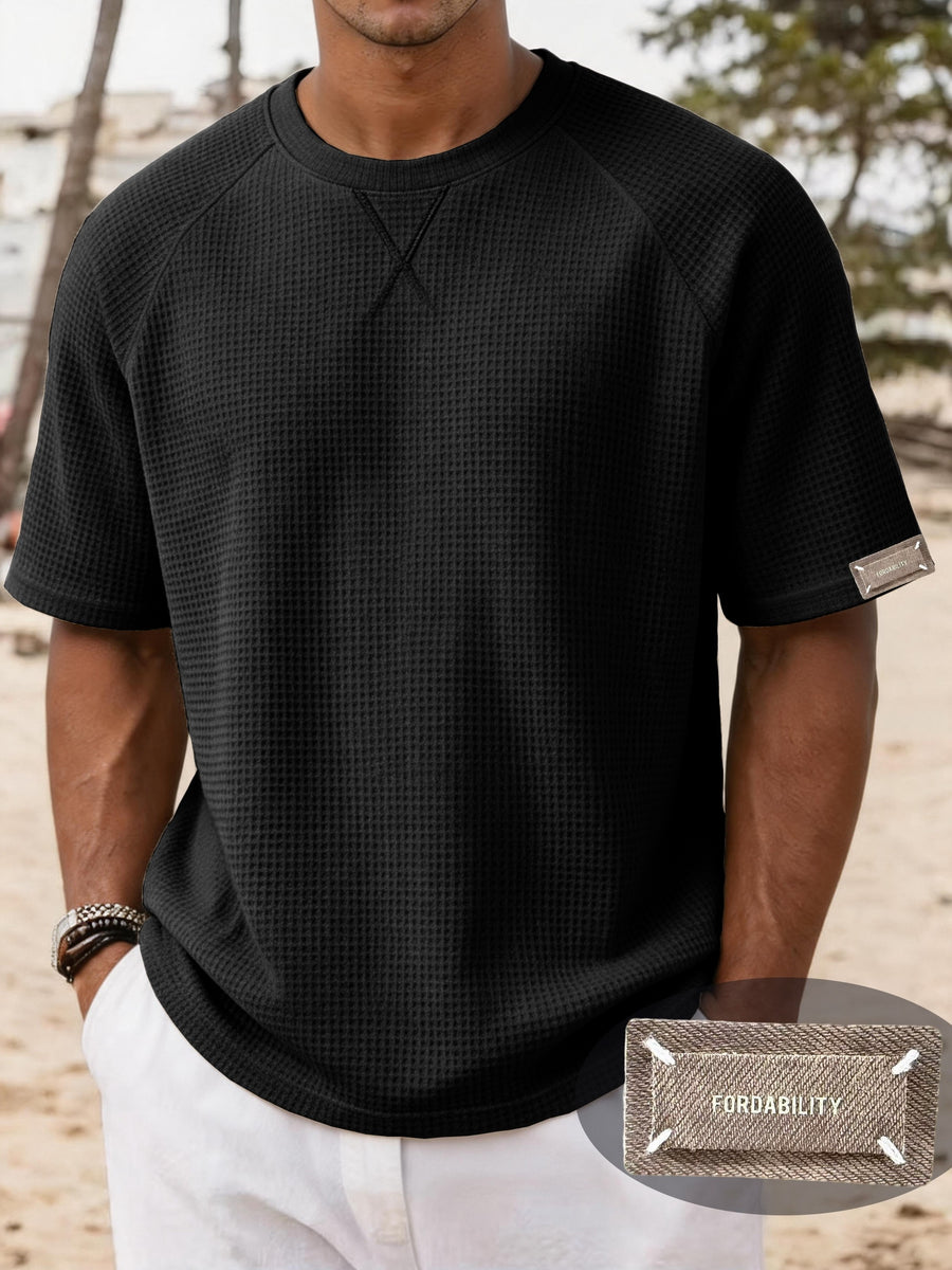 Men's Lightweight Waffle Knit Short Sleeve Shirt, Casual Crew Neck Textured T Shirt with Relaxed Fit Design, Breathable Comfortable Summer Pullover Top for Beach Vacation, Travel, Camping, Outdoor Sports and Casual Attire - Black