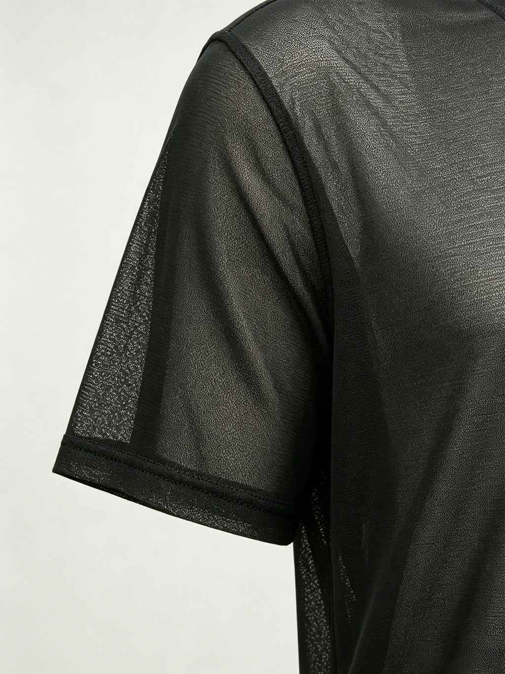 Men's Geometric Triangle Small Logo Mesh Short Sleeve Cooling Quick-Dry Loose Fit Crew Neck Sports T-Shirt - Black