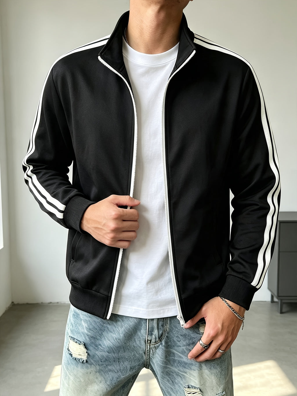 Men's Preppy Style Soft Bomber Jacket, Zipper Closure & Chest Suitable for Casual Wear, Machine Washable Outerwear - Black
