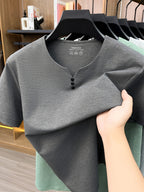 [Qiaoximei OBM] Summer New Men'S Henley Shirt, Collarless Solid Color Top, Faux Button Decoration, Golf Casual Wear, Suitable for Outings And Casual Wear, Men'S Gift - Dark Gray