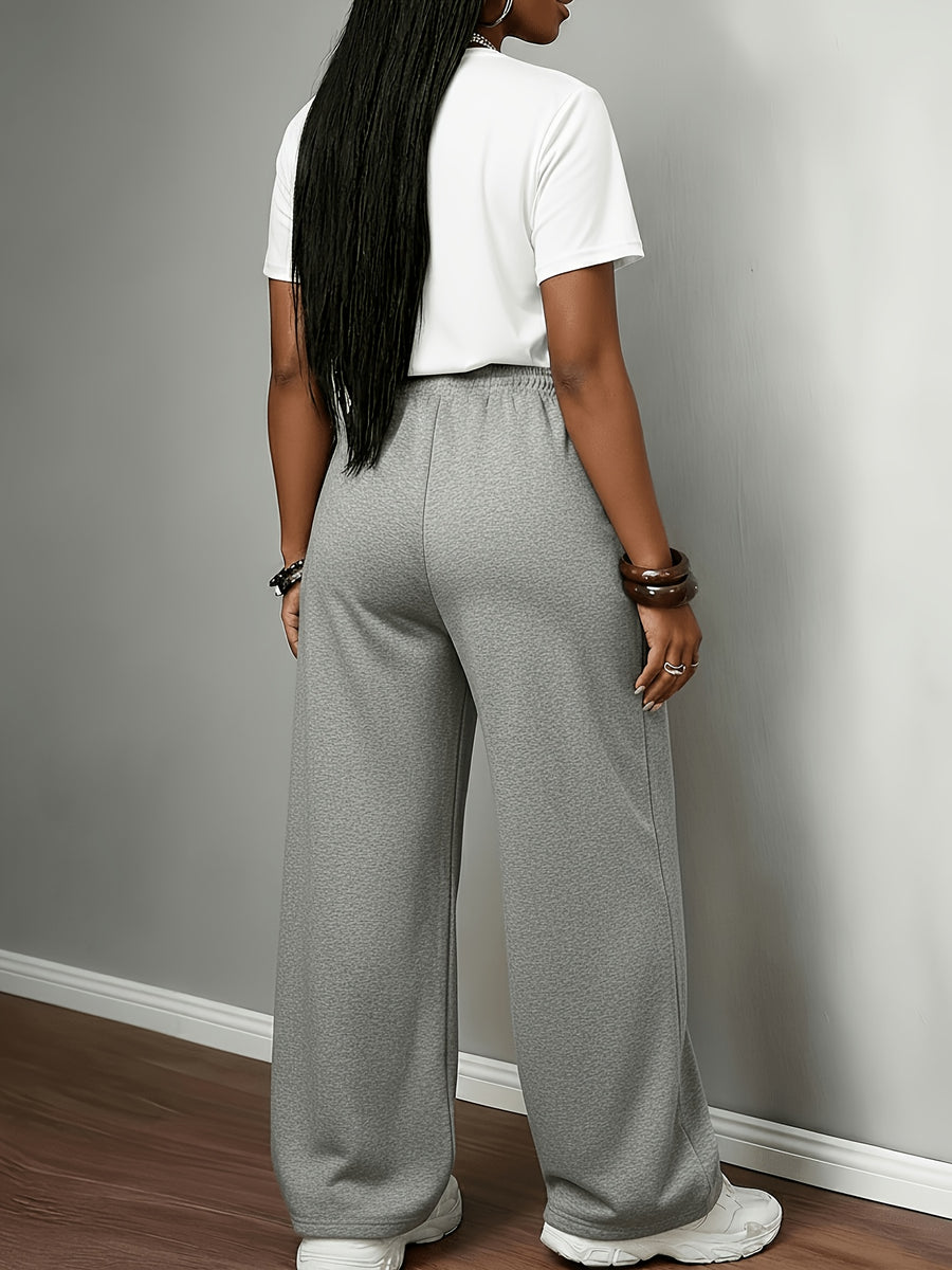 Spring/Summer New Set: 2pcs Outfit Featuring Hand-drawn Floral Print, Multi-color Round-neck Short-sleeve Top and Loose-fit Drawstring Straight-leg Pants. A Fashionable Y2K Streetwear Style with Hip-hop Y Vibes, Perfect for Summer Streetwear - White+gray