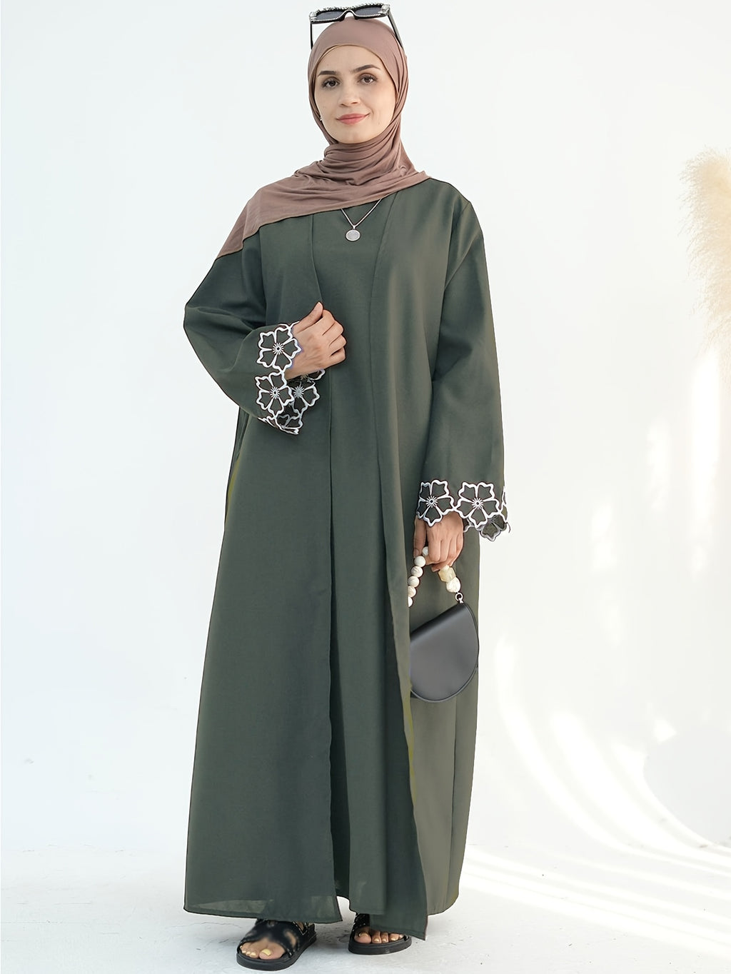 1pc Women's Elegant Floral Embroidered Saudi Arabian Abaya - Open Front Long Sleeve Loose Fit Islamic Dress, Middle Eastern Traditional Attire for Daily Wear, Vacation, Parties & Gatherings, Muslim Dress - Army Green