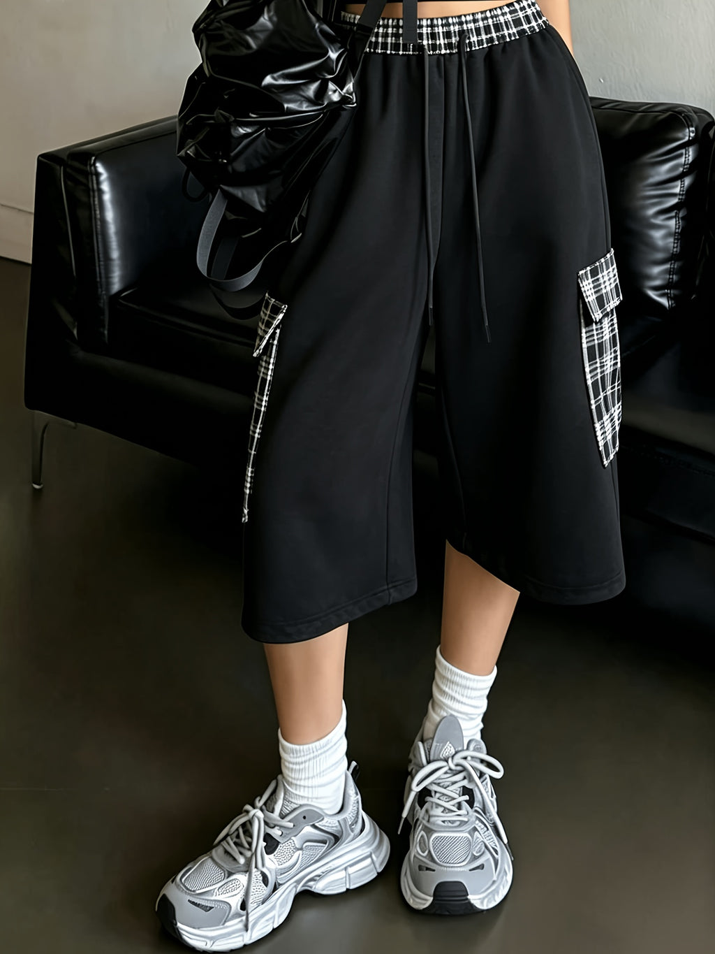 Women's Y2K Vintage Plaid Patchwork Cargo Capri Pants - High-Waisted Wide-Leg Sweatpants with Drawstring Waist & Knee-Length Length Suitable for Spring Summer Fall, Casual Wear, Machine Washable Pocket Design - Black
