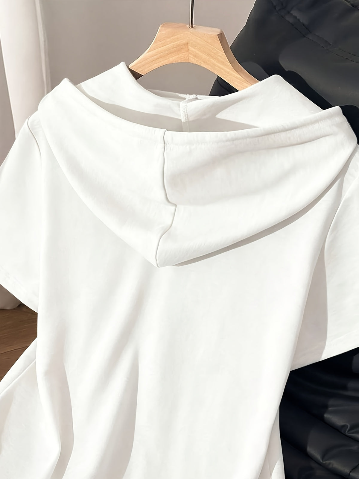 Women'S Top, Solid Color Minimalist Casual Hooded Short Sleeve Sweatshirt, Valentine'S Day Heart Pattern Print - White