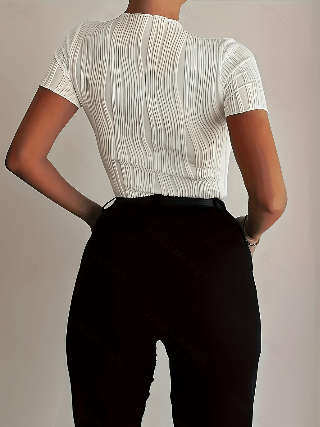 Fashionable Women's Short Sleeved TopFashionable Women's Short Sleeved Top - White