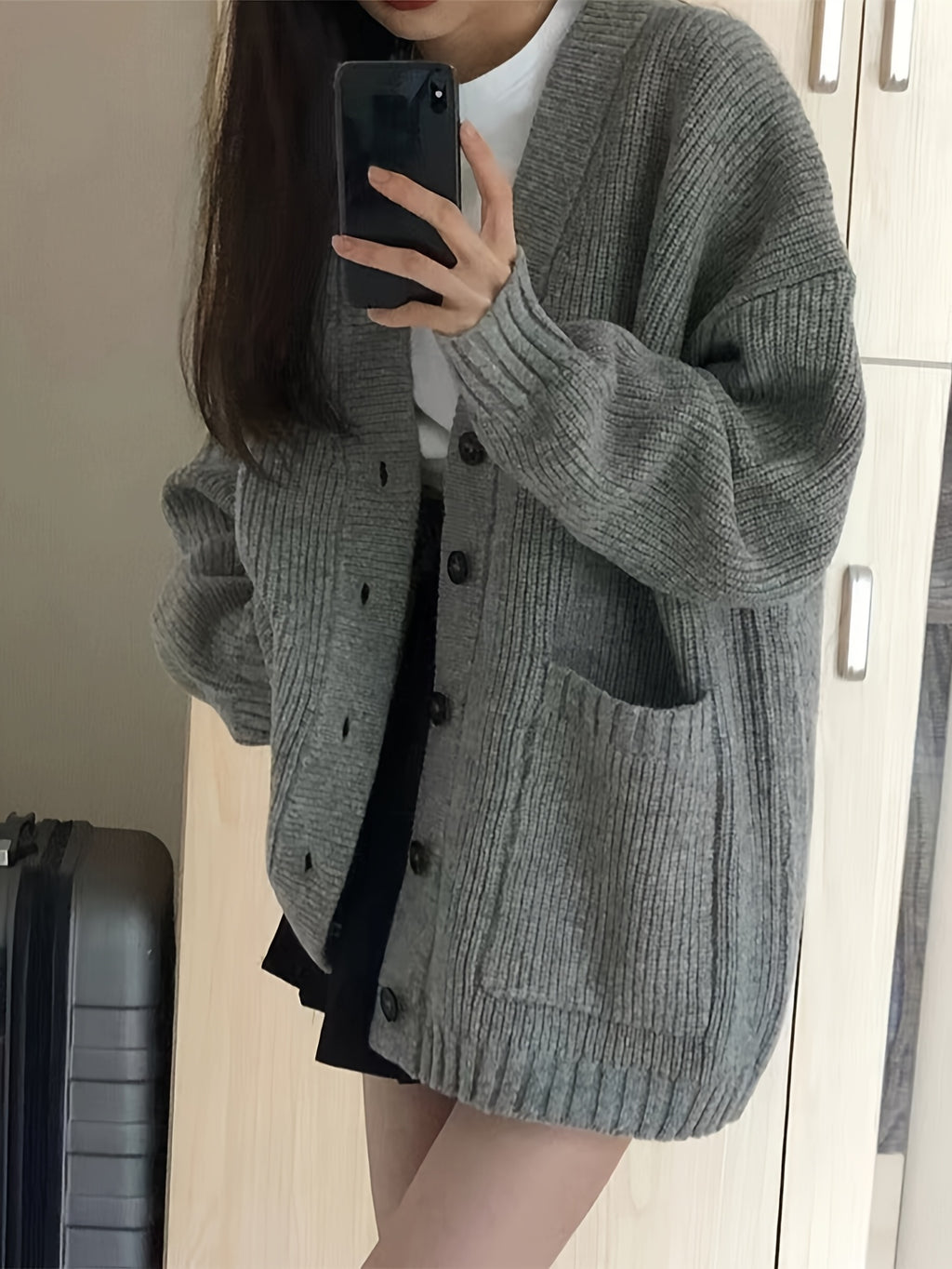 Casual V-Neck Single-Breasted Sweater Coat for Women with Double Pockets, Autumn and Winter Cardigan - Grey