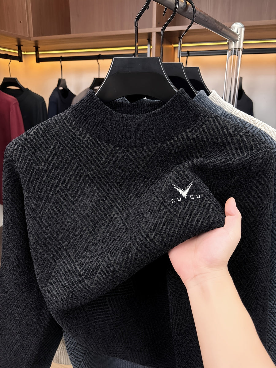 Minimalist Urban Crewneck Sweater for Portable Daily Commuting - Black