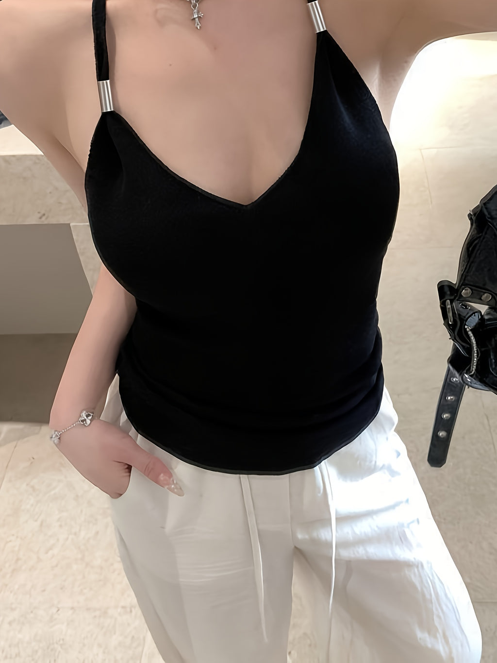 2026 Women'S Summer V-Neck Camisole Bodycon Sexy Short Backless Sleeveless Top - Black