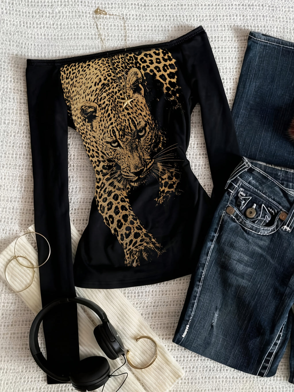 Women'S Casual Fashion Off-Shoulder Sexy Top with Printed Pattern, Long Sleeve - Black
