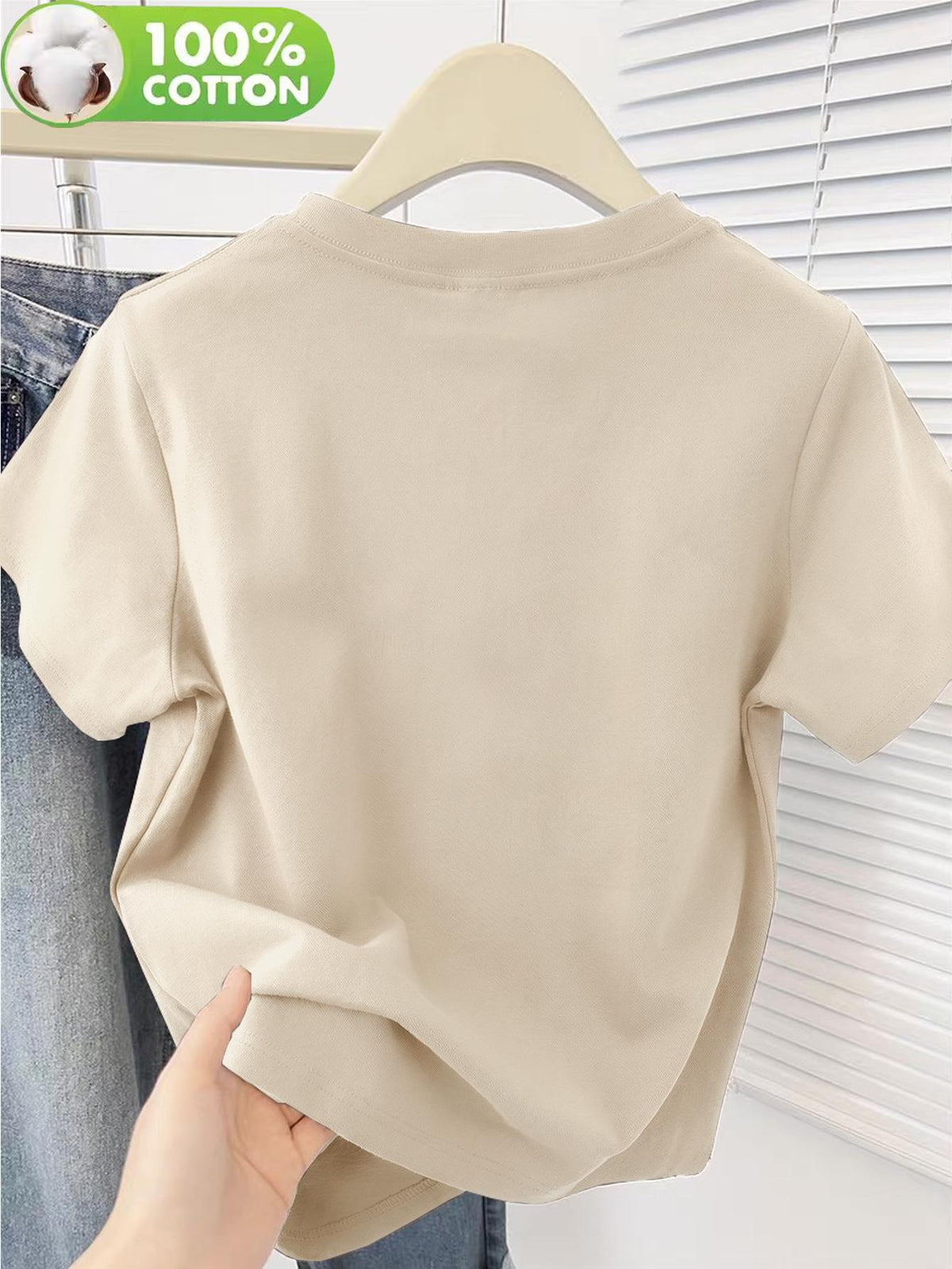 100% Women's T-Shirt, Summer Short Sleeve Lightweight Top, Trendy and Fashionable Standard Fit, Loose, Breathable, Versatile,, Fresh Little Daisy Pattern with Flying Bird Element, Simple and Artistic Design - Apricot