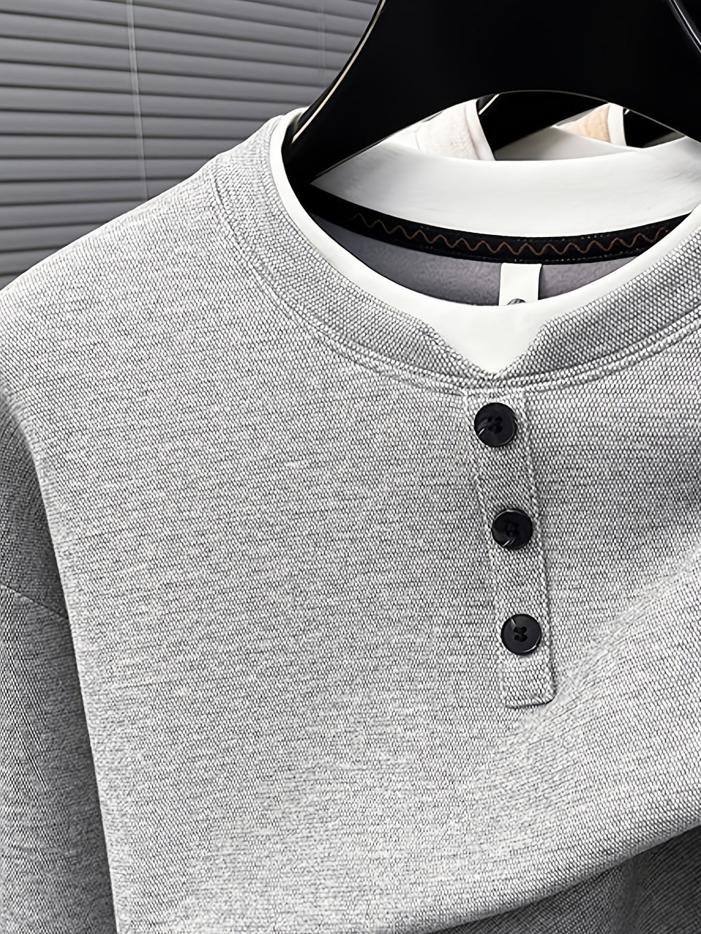 Men'S 3-Button Round Neck Faux Two-Piece Spring/Autumn Solid Color Sweatshirt, Regular Shoulder Long Sleeve Pullover, Spring/Autumn Season, Wearable As Single Piece Or Layering Piece - SINBOS - Light Grey