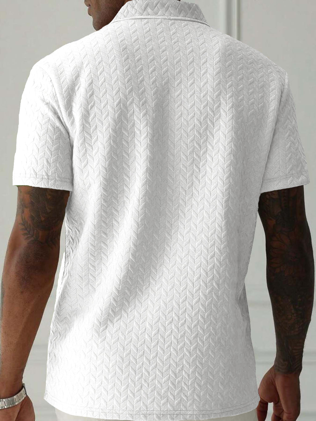 Men'S Summer Fashion Breathable Polo Shirt Short Sleeve, Easy Style, 3D Jacquard Texture Fabric, Vertical Texture Very Good, Zipper Collar Design, Easy Style Small Print Pattern And Zipper Details - White