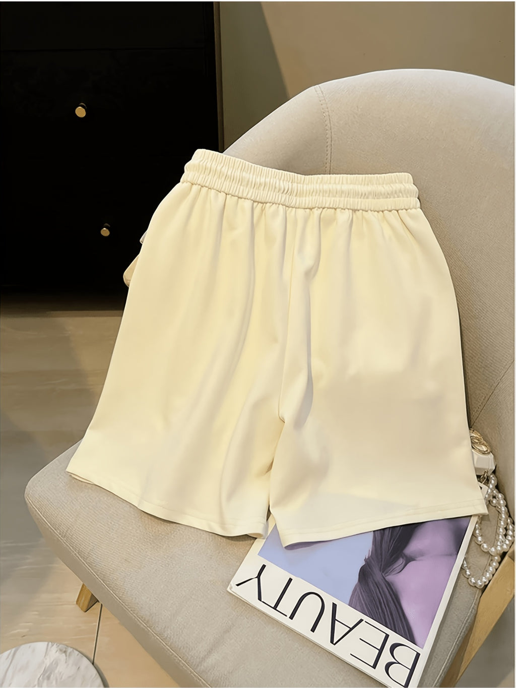 Strawberry Print Fashionable Spring And Summer Shorts, Vacation Sexy Elastic Waist Drawstring Pocket Women'S Pants - Yellow