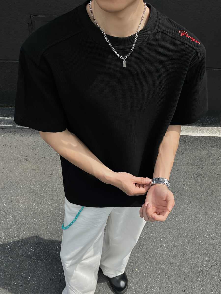 Men's Casual Sports T-shirt, a Fashionable and Trendy Men's T-shirt Featuring Embroidery, Simple and Versatile Solid Color with a Round Neck and Short Sleeves. The Loose Fit Offers Comfort with Slightly Stretchy Fabric, Ideal for Daily Casual Wear - Black