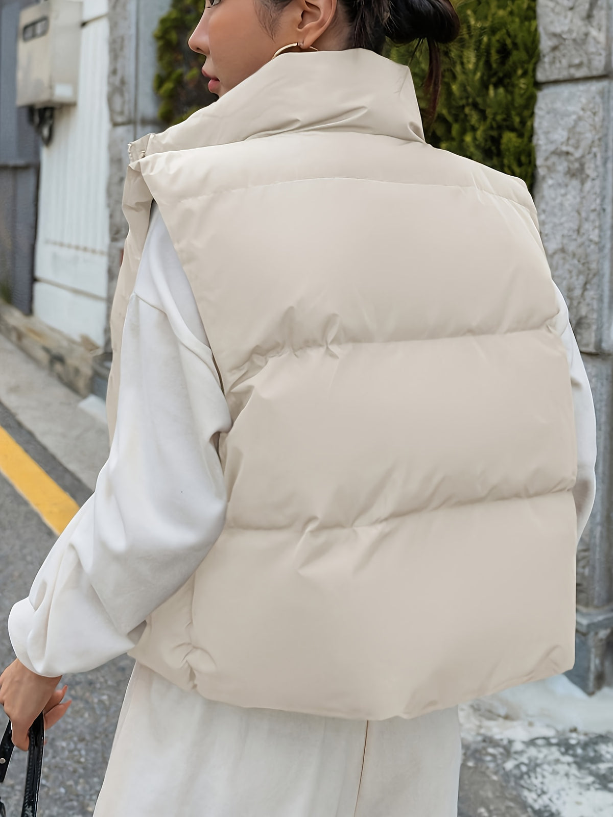 Keep warm in autumn and winter, fashionable and elegant ladies., vest jacket - Off-white