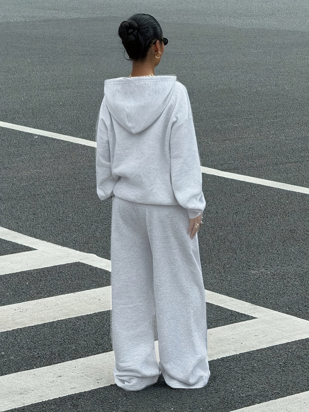 2026 Sporty Solid Color Hooded Sweatshirt Set for Women, Loose Drop-Shoulder Casual Wide-Leg Pants 2pcs Set - Granny Gray