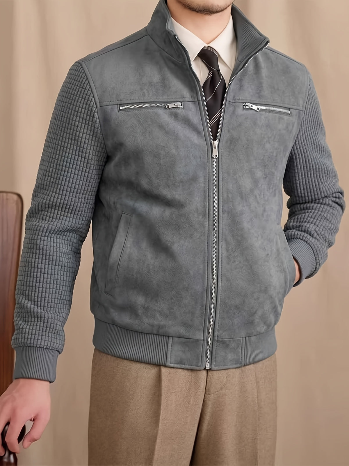 Men'S Stand-Up Collar Patchwork Jacket, Body with Waffle Texture Long Sleeves, Multi-Zipper Metal Pocket Design, Loose Short Style, Stiff Wrinkle-Resistant Fabric, Suitable for Daily Commute And Street Casual Wear, Retro American Style - Dark Gray