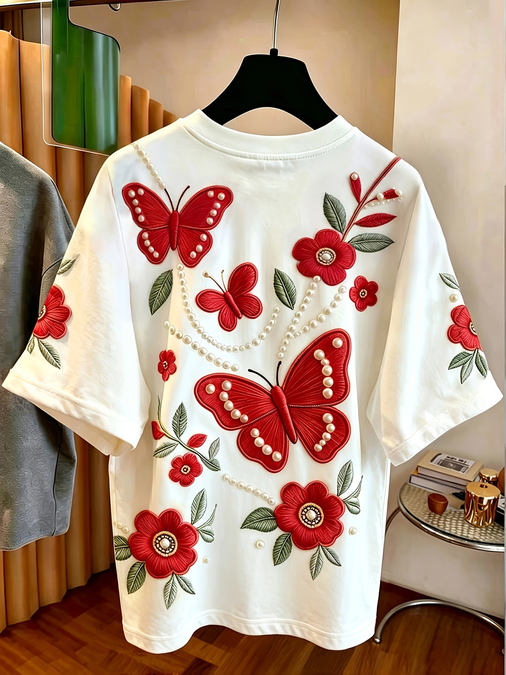 [Printed Design-Not Textured] New Women'S Blue Butterfly Floral Pattern T-Shirt, Women'S Round Neck Short Sleeve, White Base Elegant Fruit Print, Summer Daily Commute Casual Fashion Basic Style - Scarlet red