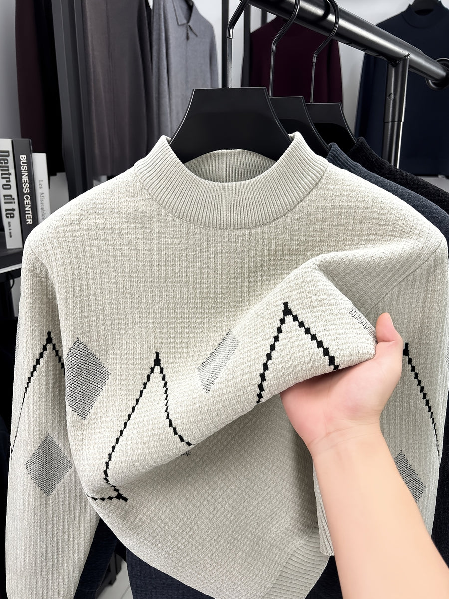 Minimalist Urban Crewneck Sweater for Portable Daily Commuting - Off White
