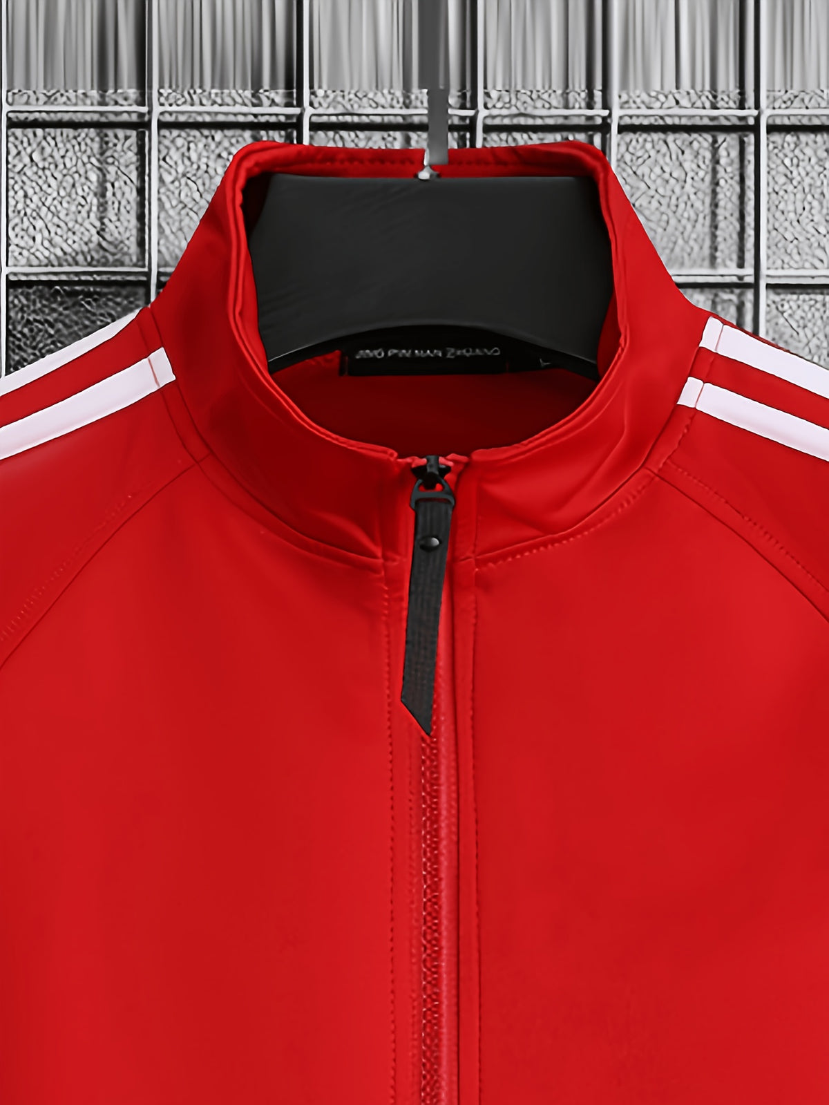 [Pearson OBM] Men'S Spring Autumn Casual Easy All-Match Outdoor Sports Jacket, Small Stand Collar Solid Color with Three Stripes, Side Seam Zipper Pockets, Elastic Cuffs And Hem Design, Full Zip Closure Coat, Suitable for Vacation, Sports - Red