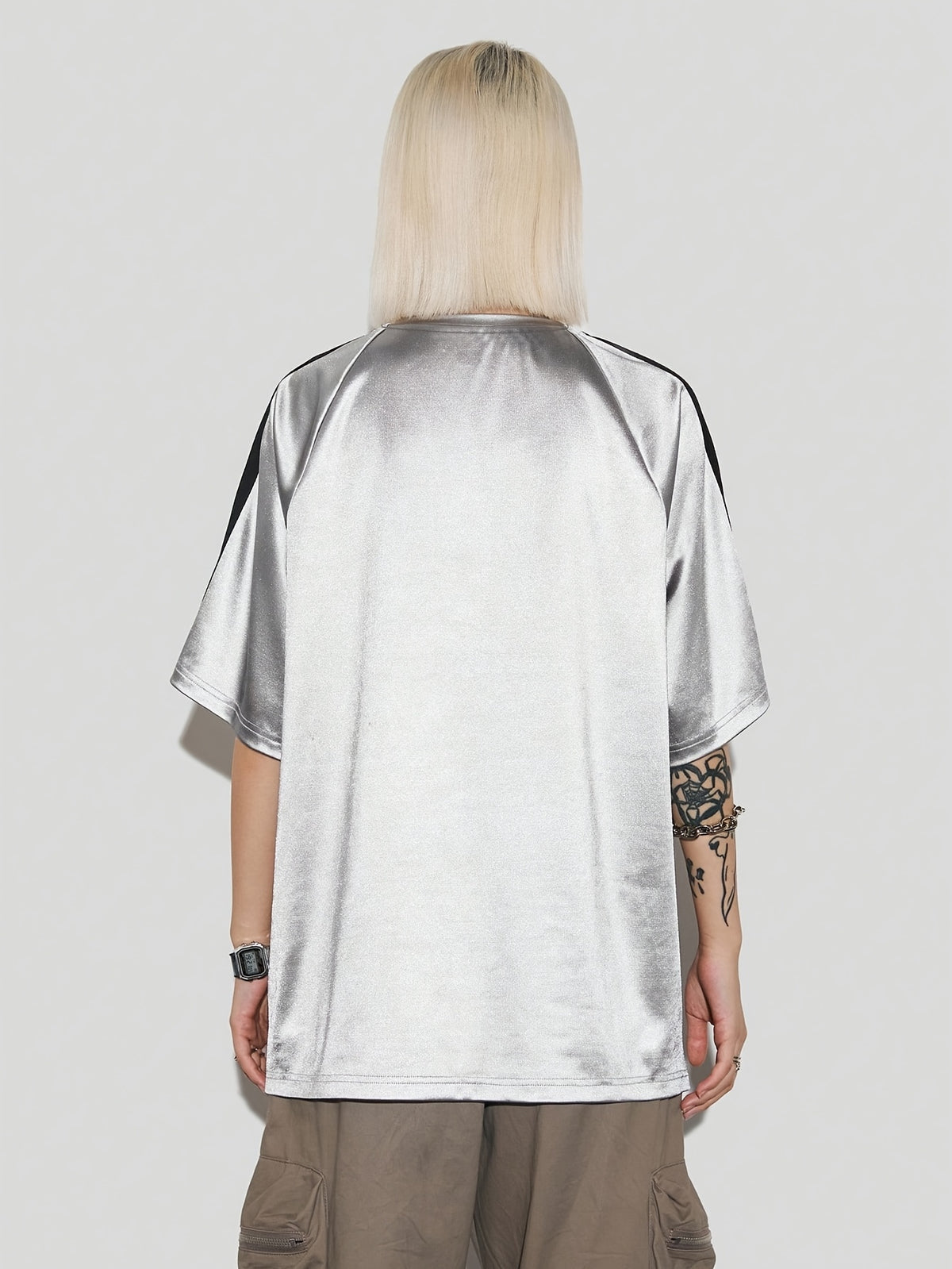 Coolane Women's Summer Loose-Fit Printed Sports Jersey T-Shirt, Metallic Silvery, Suitable for Music Festivals and Sports Occasions - Silvery Grey