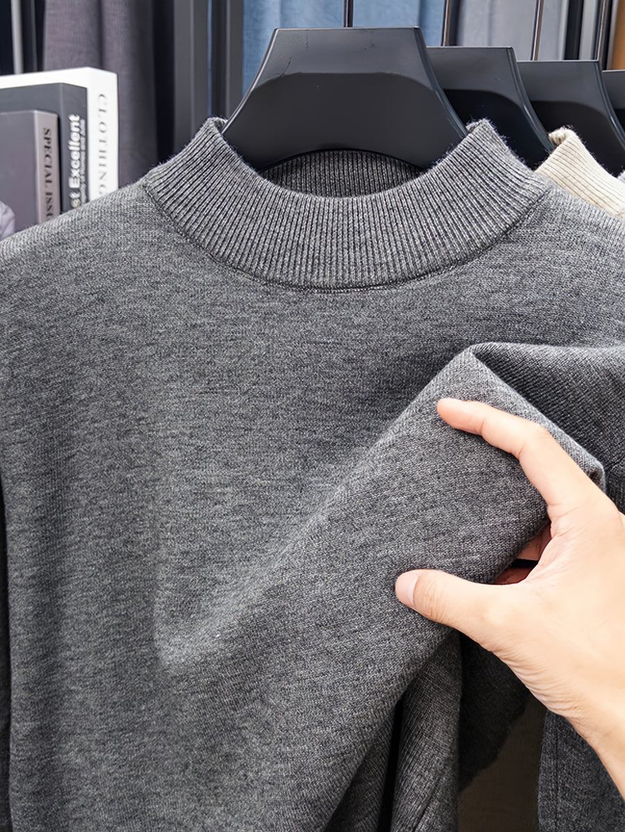 Minimalist Urban Crewneck Sweater for Portable Daily Commuting - Medium Gray