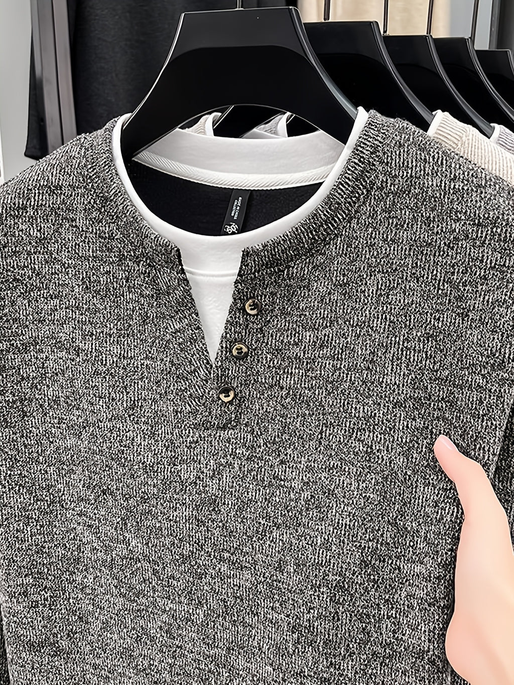 Autumn/Winter New V-Neck Button Design Color-Blocked Spliced Crew Neck Men's Sweater, Thickened Warm Versatile Casual Knitwear, Skin-Friendly and Comfortable, Durable and Breathable Pullover Men's Top BD26806 - Dark Gray