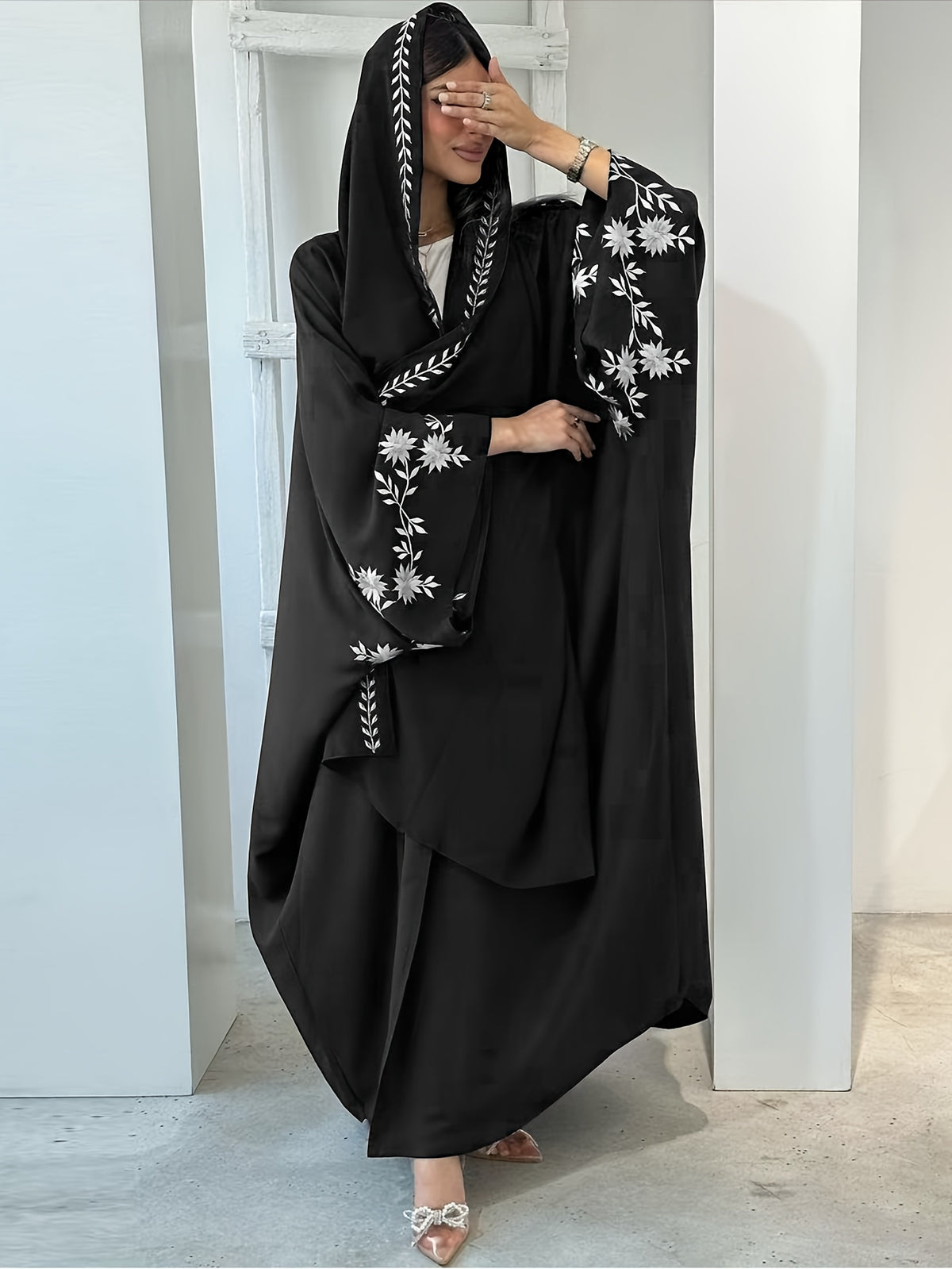 A New Set of Finely Muslim Abaya, Suitable for Any Occasion, Fashionable, Comfortable, Classic, and Versatile (cardigan + Long Scarf) - Black