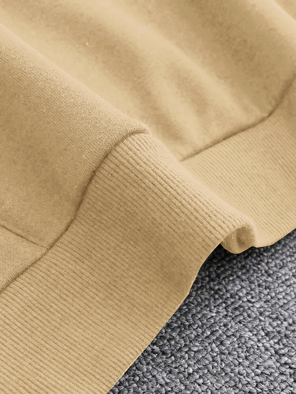 Men's Vintage '23' Number & Retro Logo Sweater - Relaxed Fit Round Neck Sweashirt, Machine Washable Casual Sweaters for Travel, Commuting, Parties (Non- Pullover) - Khaki