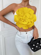 A European and American Women's strapless top with large flower decoration, sexy and fashionable, versatile and ready to ship - Golden